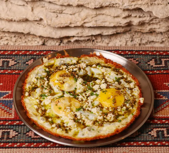 Fried Eggs & Crunchy Mozzarella